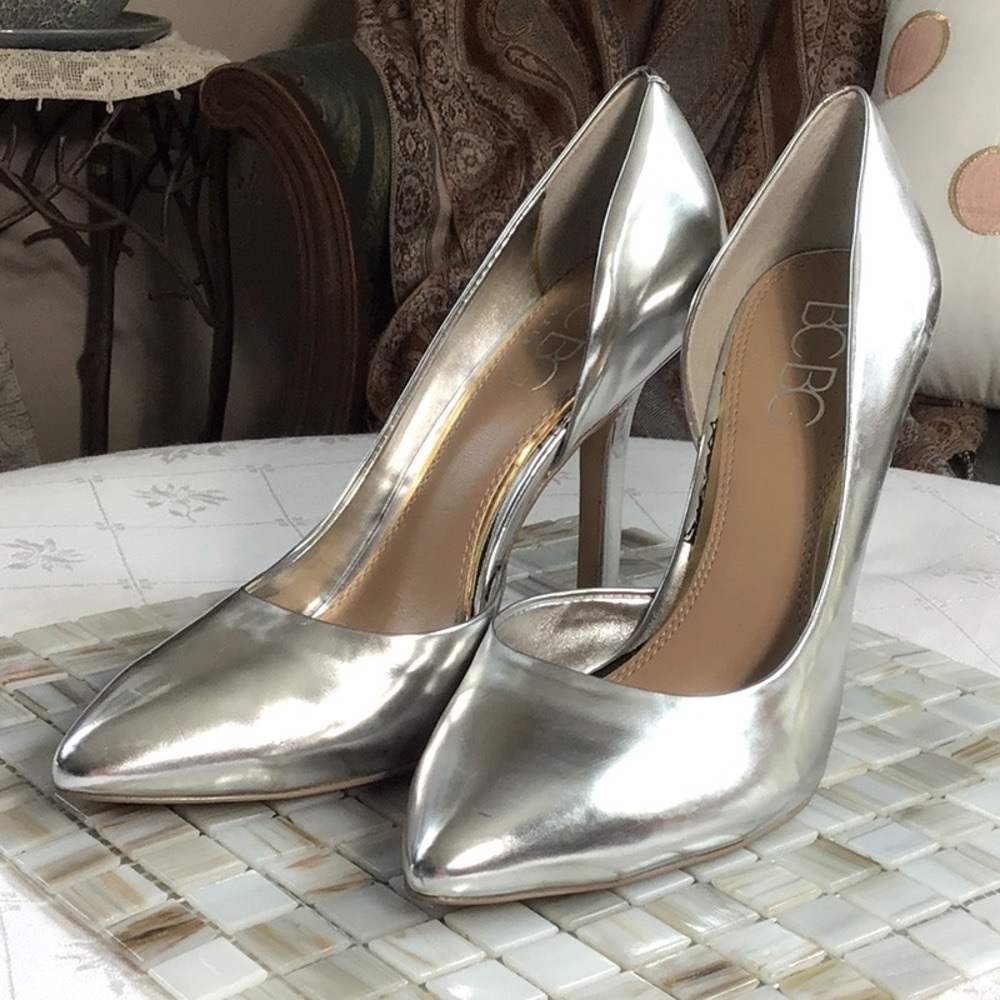 BCBG Paris ‘Jaze’ Silver Metallic D’Orsay High Heels Sz.10